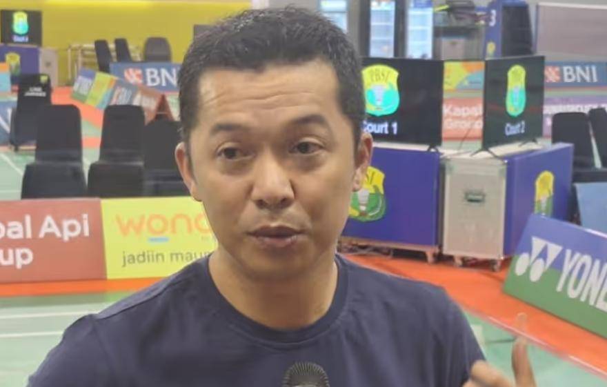 英格兰羽毛球队横扫马来西亚羽毛球队，陶菲克爆发神勇