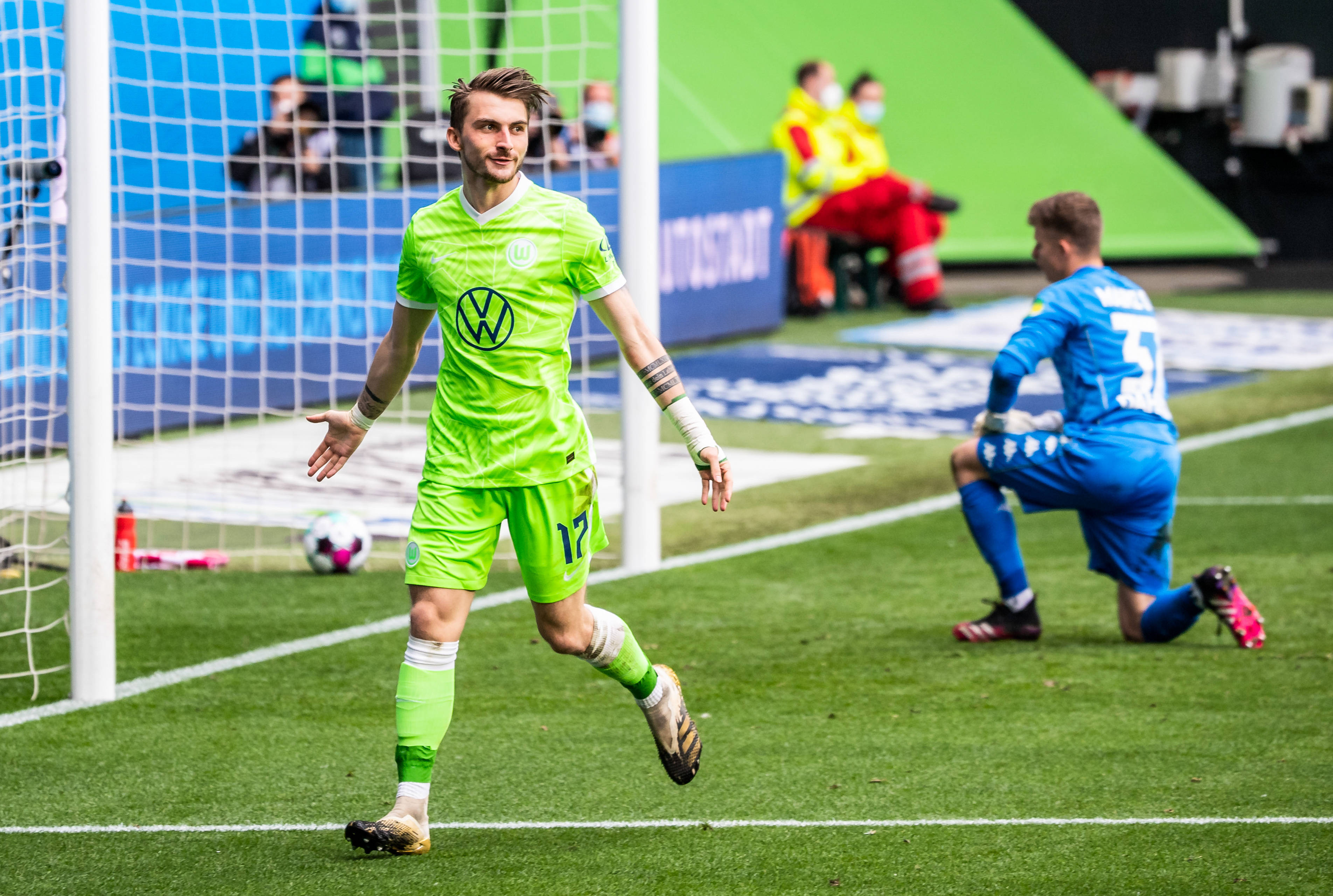 不来梅险胜对手，豪取宝贵三分