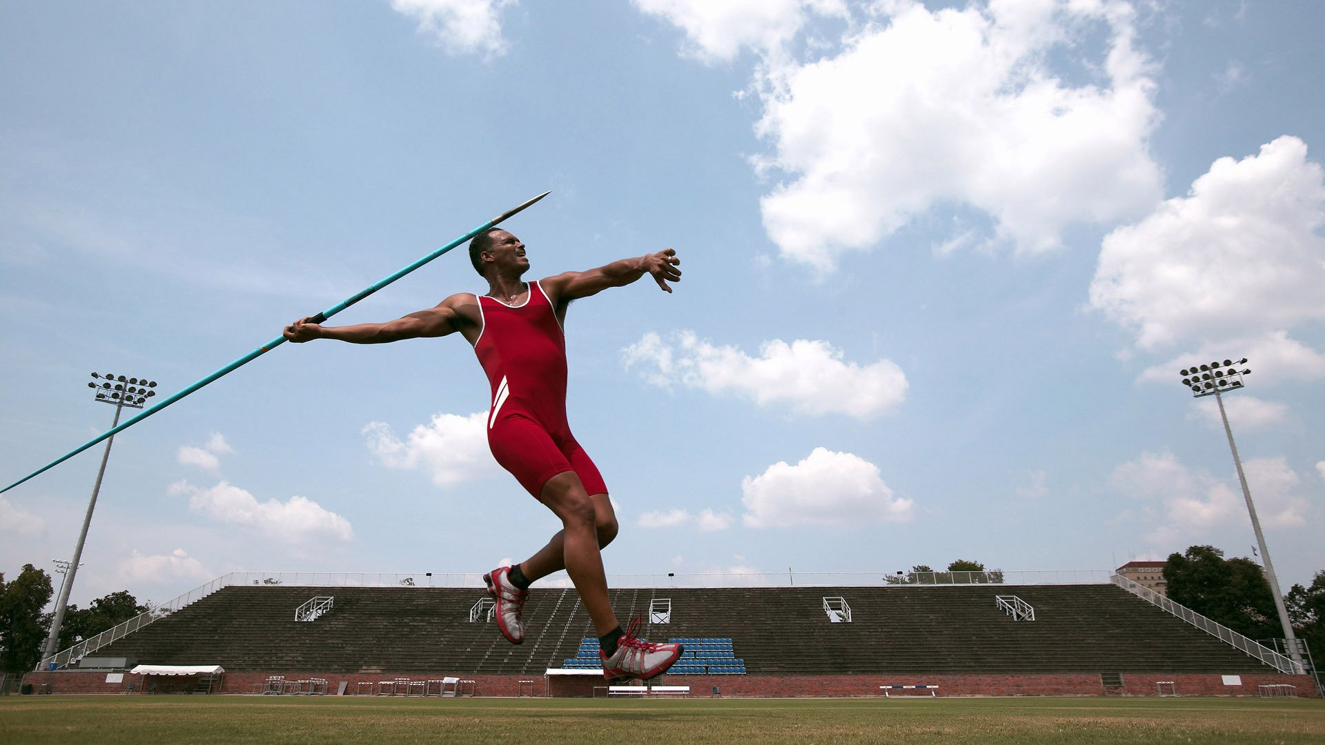 乔治封神夜,当唯一性在总决赛的刀锋上起舞