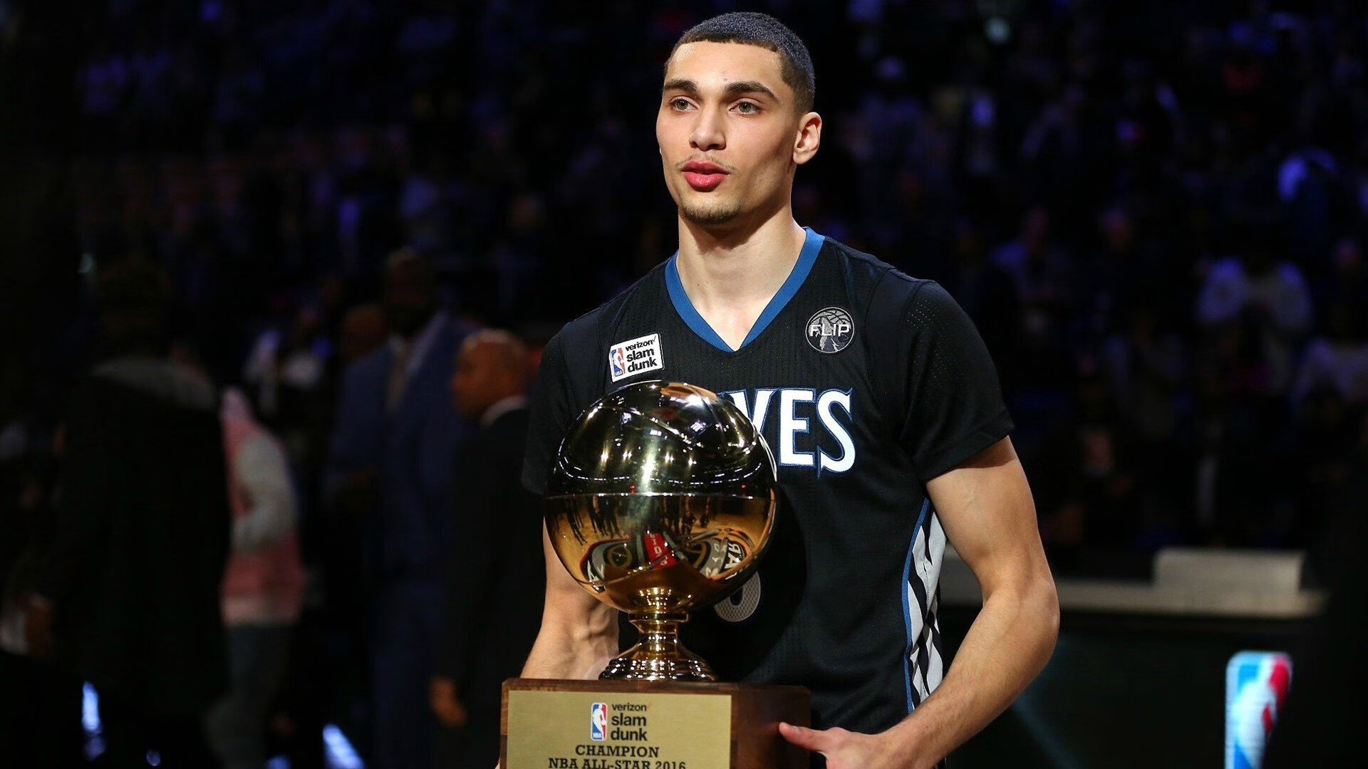 红魔利刃出鞘，卢卡库关键两球助比利时踏平伊朗，锁定晋级之路