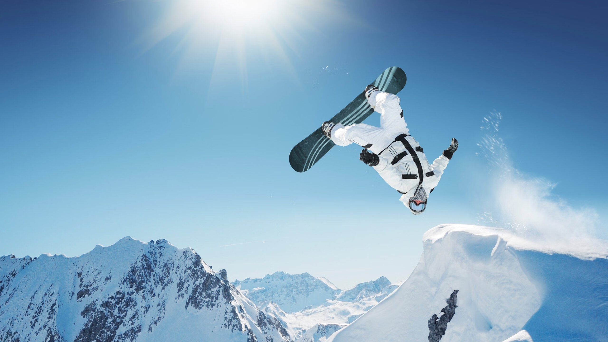 当东决的火焰遇见加勒比的海风，一场错位的爆冷，如何定义唯一性